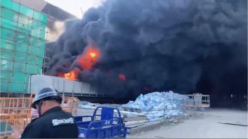 汕头火灾爆料最新消息,多栋建筑受损，救援行动正在进行